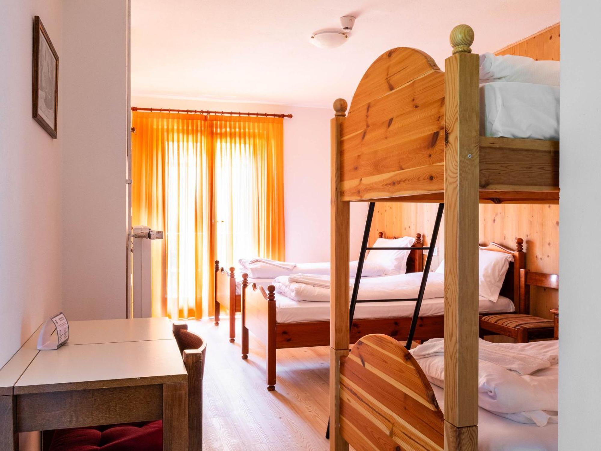 Hotel Rifugio Escursionistico Tita Piaz Ampezzo Esterno foto